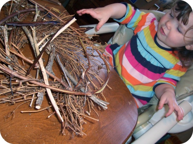Making a Twig Nest Centerpiece Easter Craft at B-InspiredMama.com