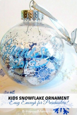 Easy Ornaments for Preschoolers - A Kids Snowflake Ornament at B-Inspired Mama