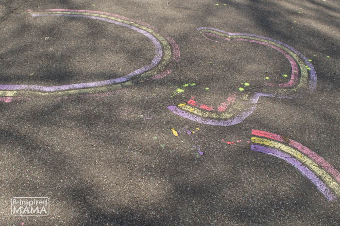 Flower Child Sidewalk Chalk Art - Making Rainbows with the Roseart Glitter Rainbow Roller - at B-Inspired Mama