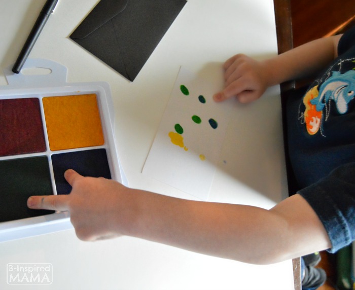 Fingerprint Flowers - Sweet Handmade Mother's Day Cards for Kids - Making Cute Little Fingerprints - at B-Inspired Mama