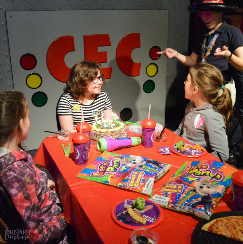 Priscilla's friends singing Happy Birthday at her Chuck E. Cheese's Birthday Party + Birthday Traditions for Kids - at B-Inspired Mama